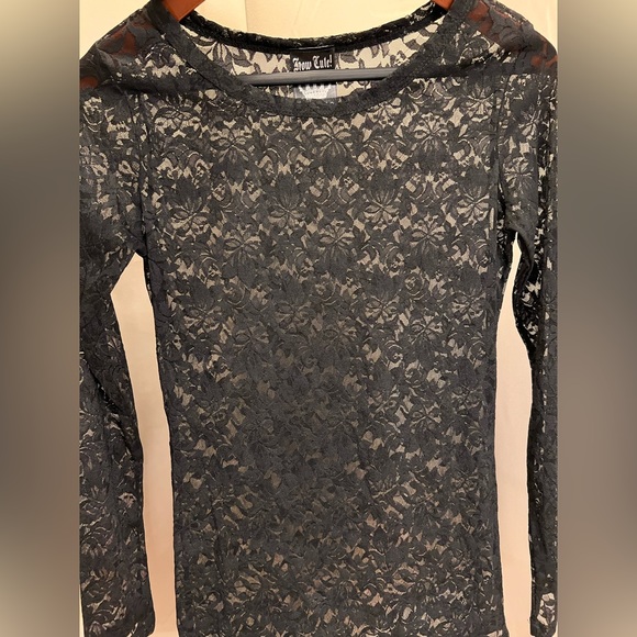 How Cute! Made in USA Women’s Lace Crew neck Top size medium color black EUC - Picture 6 of 7